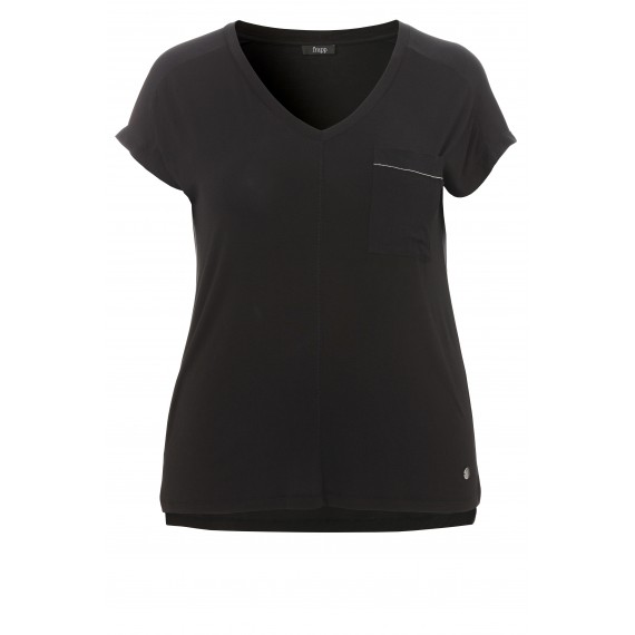Fließendes T-Shirt mit Brusttasche /