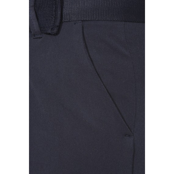 Schmale Hose mit Bügelfalten /