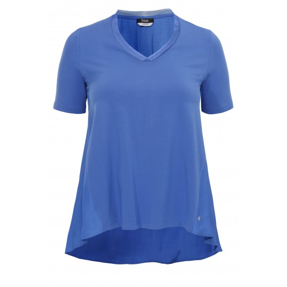 Feminines T-Shirt mit asymmetrischem Saum /
