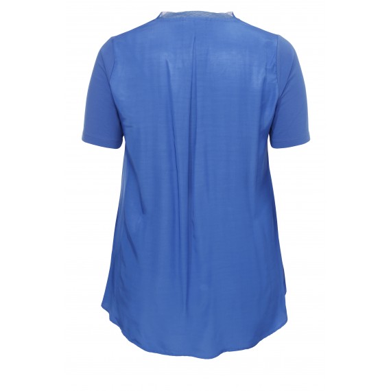 Feminines T-Shirt mit asymmetrischem Saum /