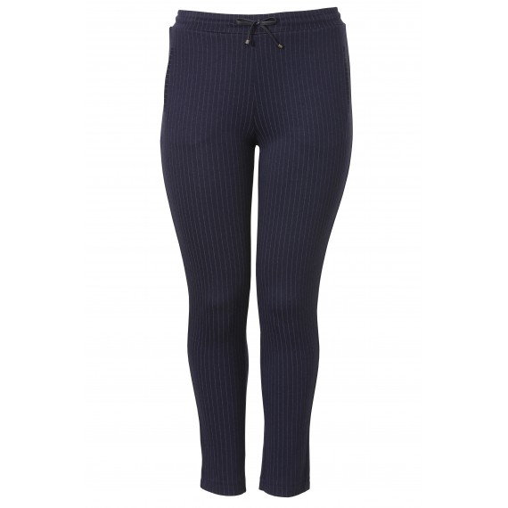 Stylische Hose mit Nadelstreifen /