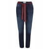 Kombistarke Jeans mit gestreiftem Gürtel /