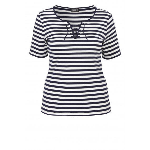 Sommerliches Shirt mit Schnürung /
