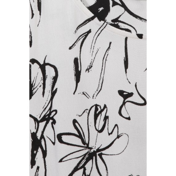 Luftiges Blusen-Shirt mit floralem Muster /