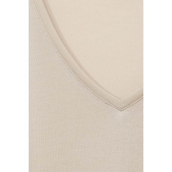 Leichtes Shirt mit V-Ausschnitt /