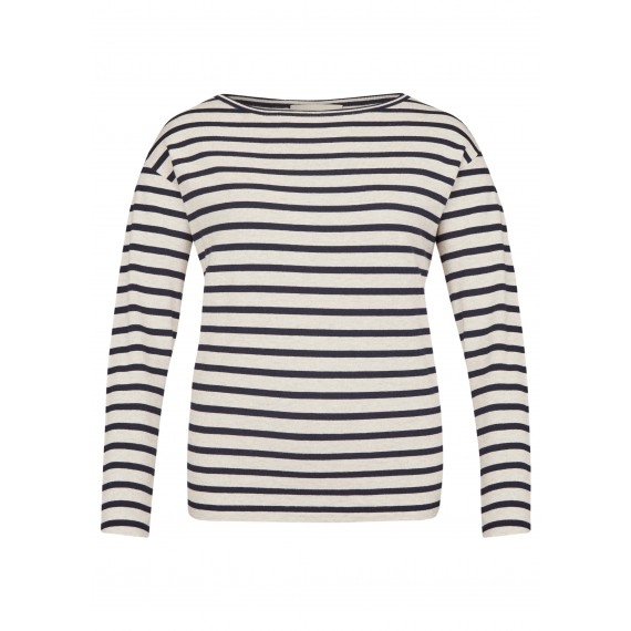 Warmer Pullover mit Ringel-Muster /
