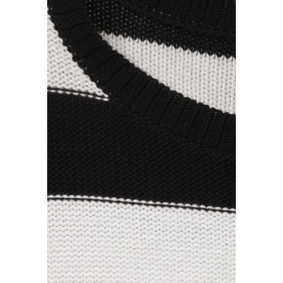 Süßer Pullover mit Ringelmuster /
