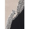 Raffinierter Pullover mit zweifarbigem Design /