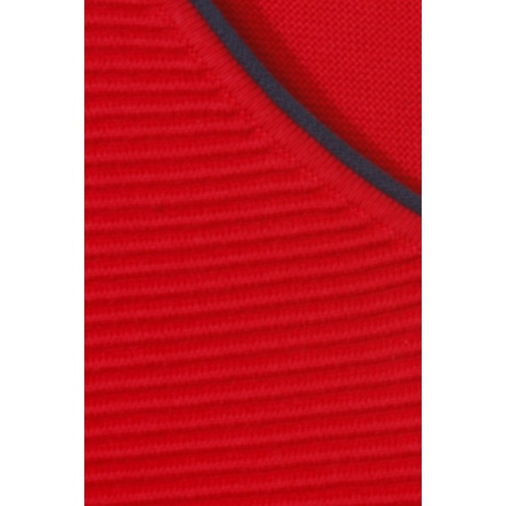 Modischer Pullover mit Kontrast-Details /