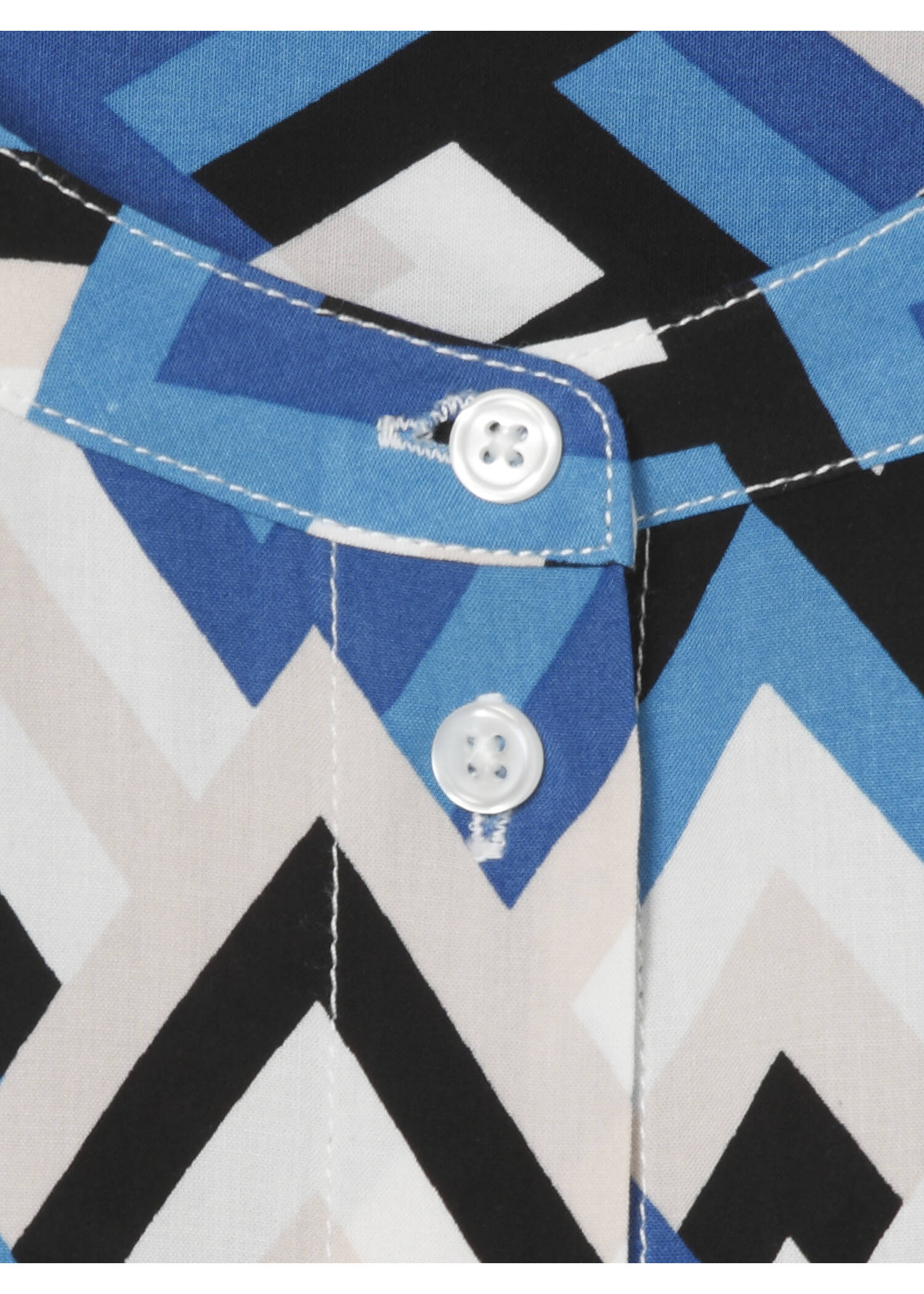 Fließende Viskose-Bluse mit geometrischem Allover-Print /