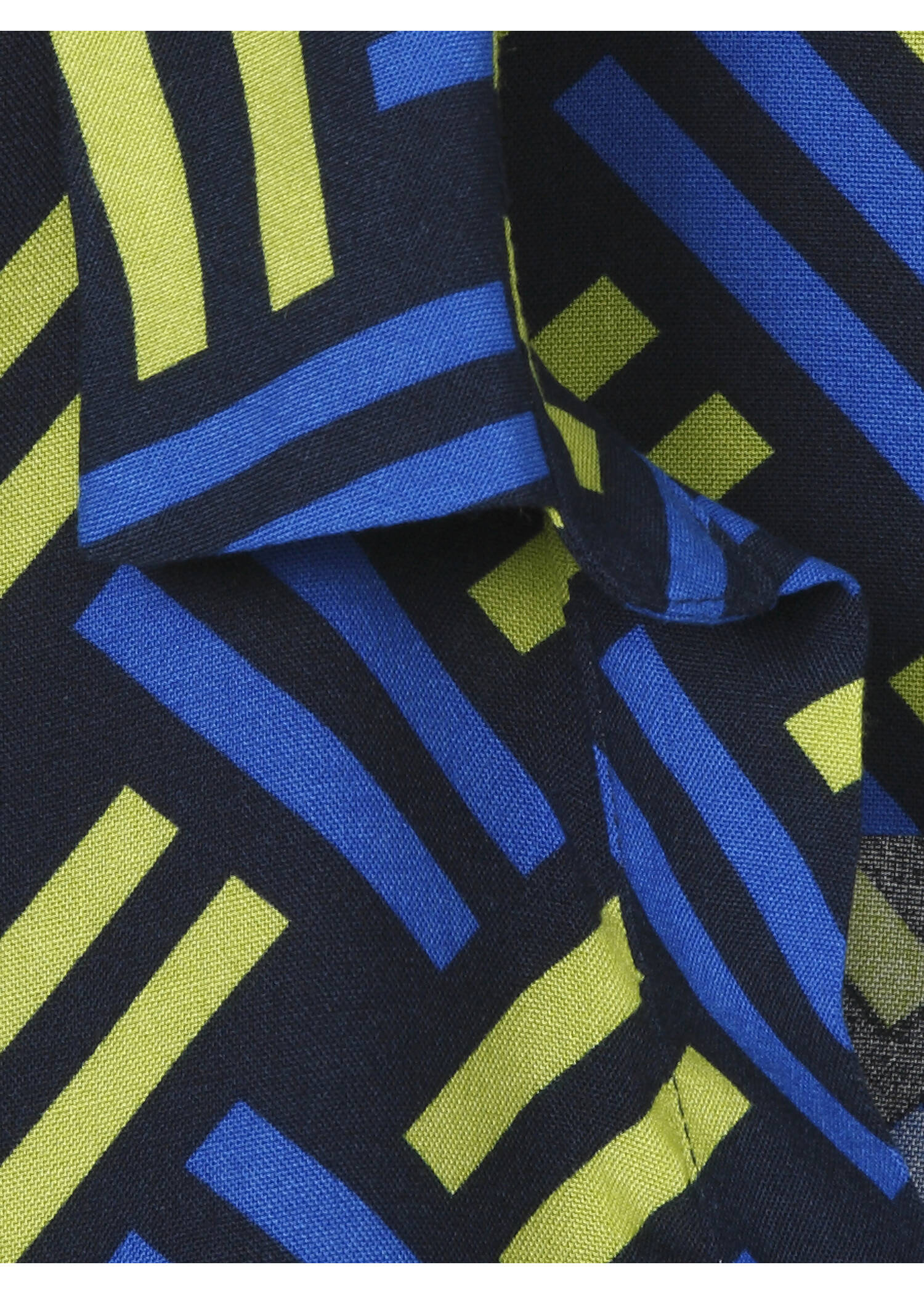 Viskose Kleid im leichten A-Schnitt mit Nahttaschen / 