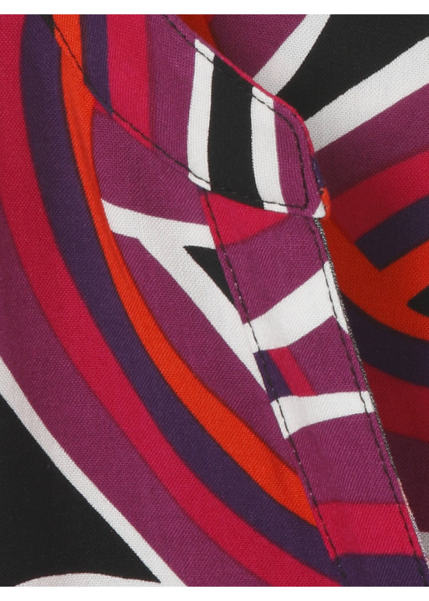 Fließende Viskose-Print-Bluse durchgeknöpft / 