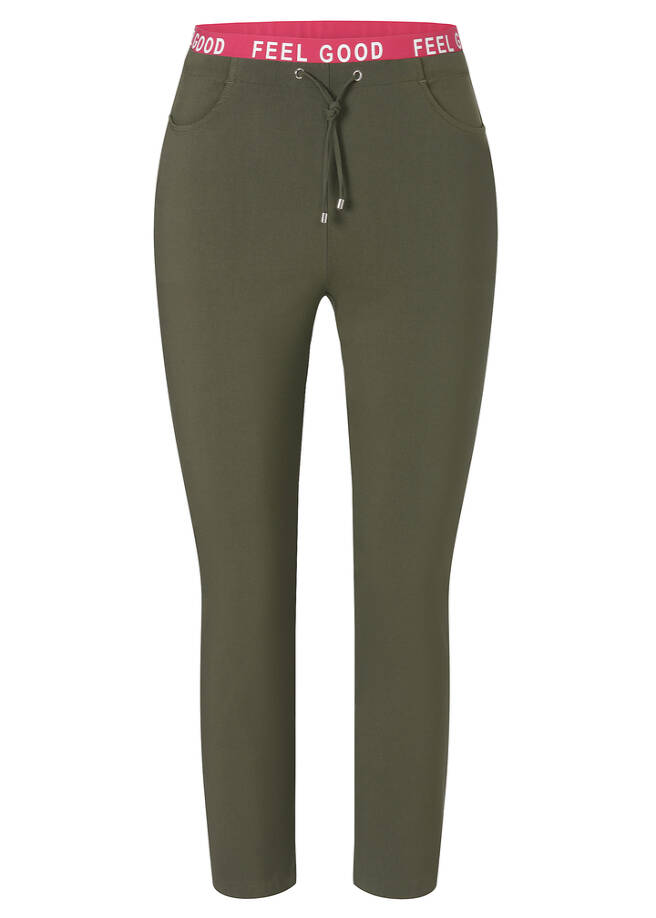 7/8 Modern Jogg-Pants mit schmalen Beinen / 