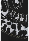 Schwarzes Shirt mit Leo-Details /