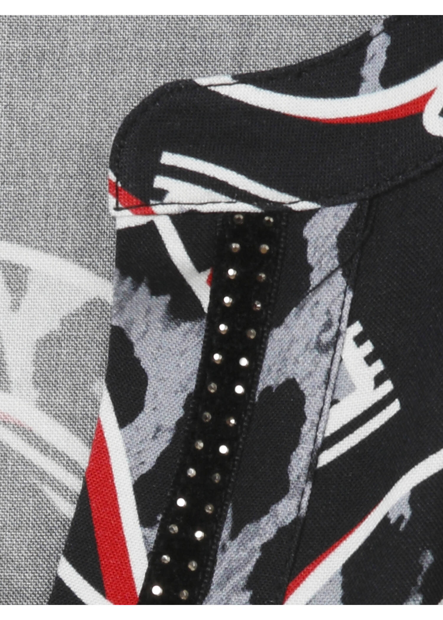 Fließende Viskose-Tunika mit Letter-Print / 