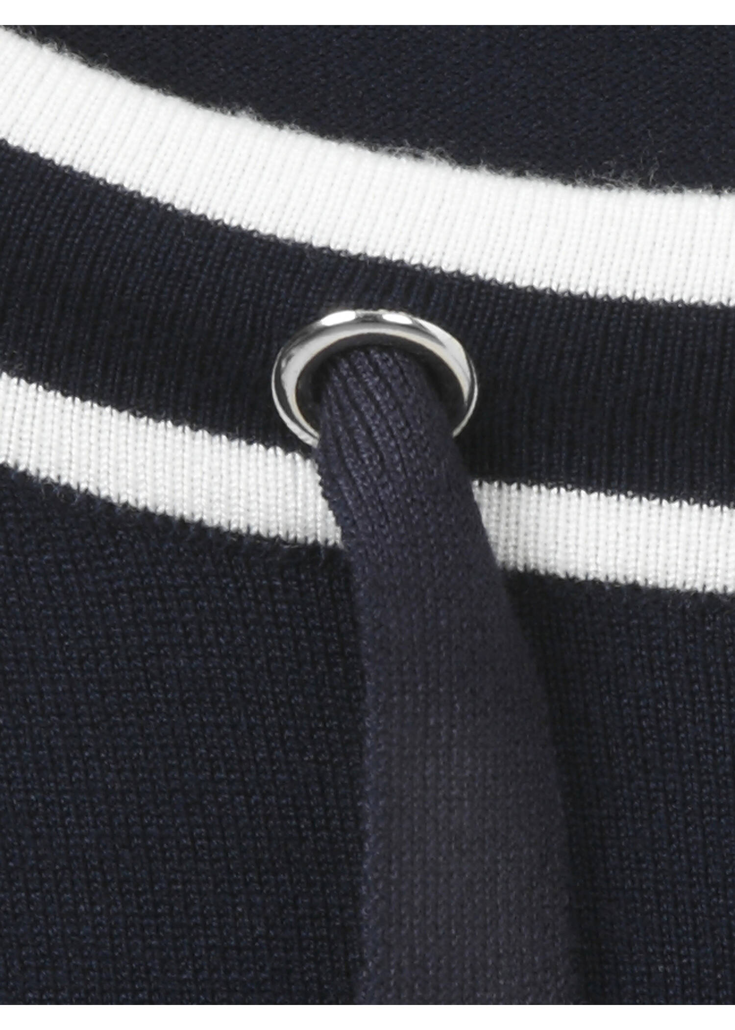 Feinstrick-Pullover mit eingestricktem Lettern-Muster / 