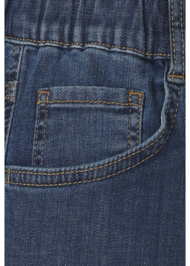 Flared Jeans Dunkelblau / 