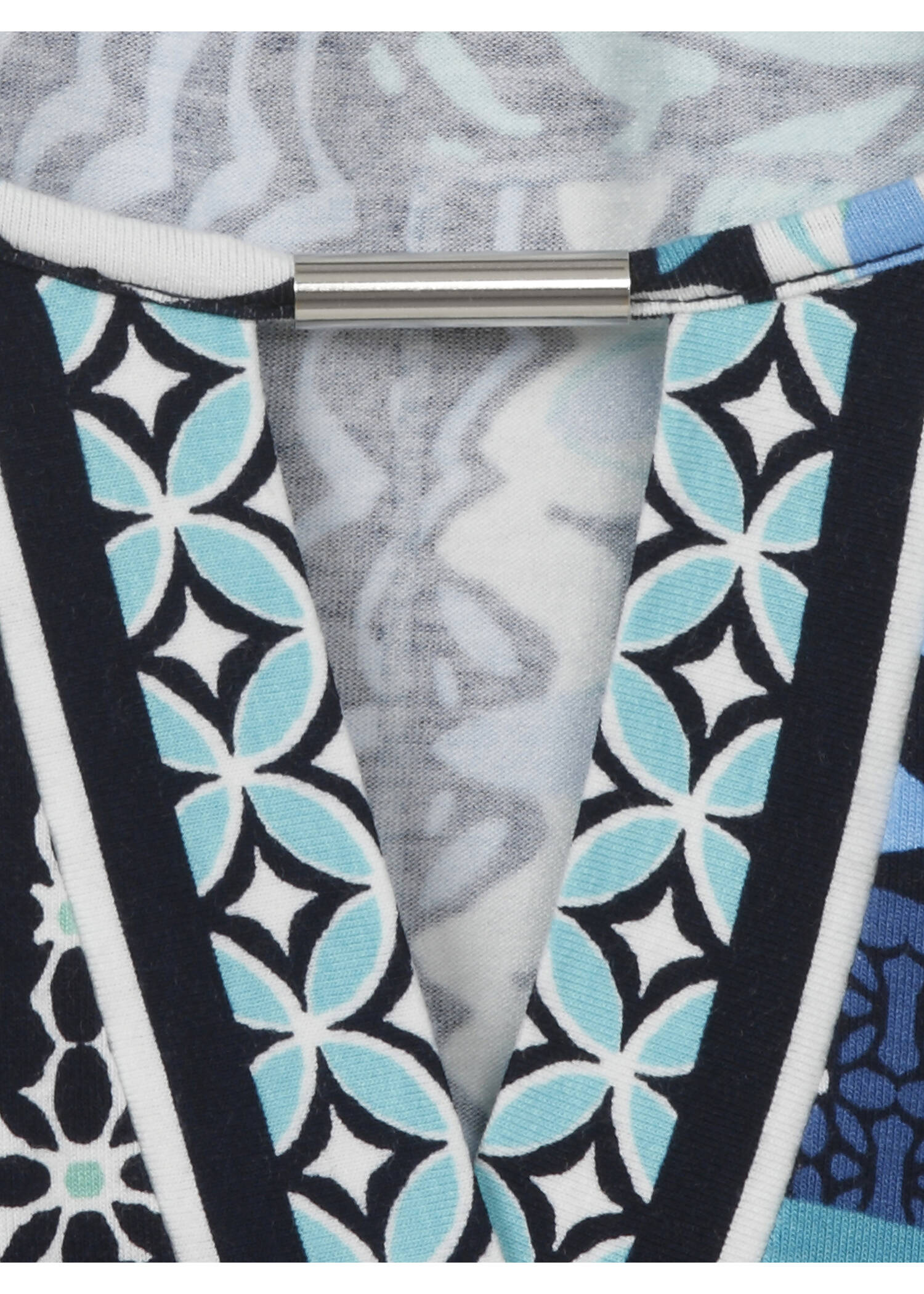 Print-Shirt im leichten A-Schnitt / 