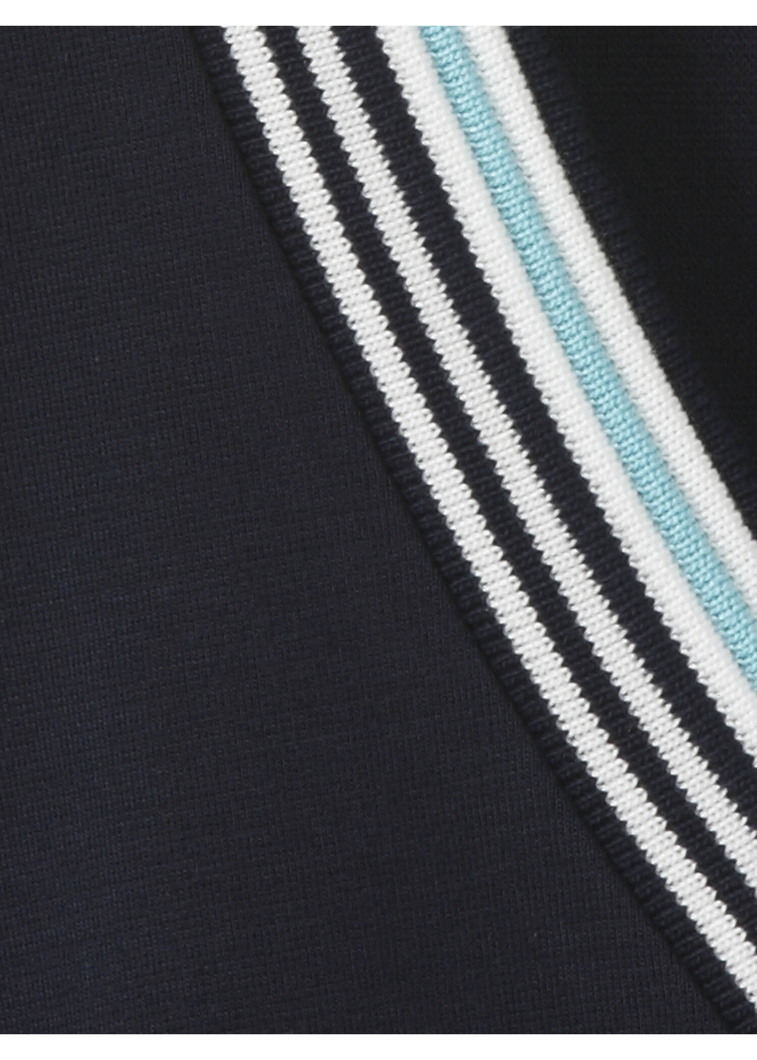 V-Shirt Halbarm in Marineblau / 