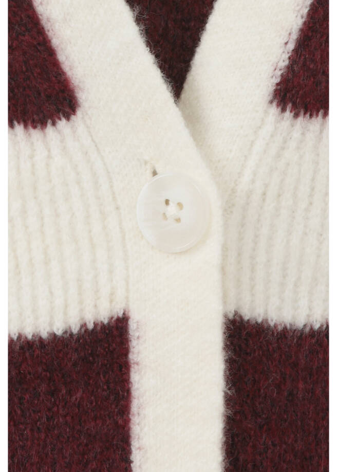 Gestreifte Feinstrickjacke /
