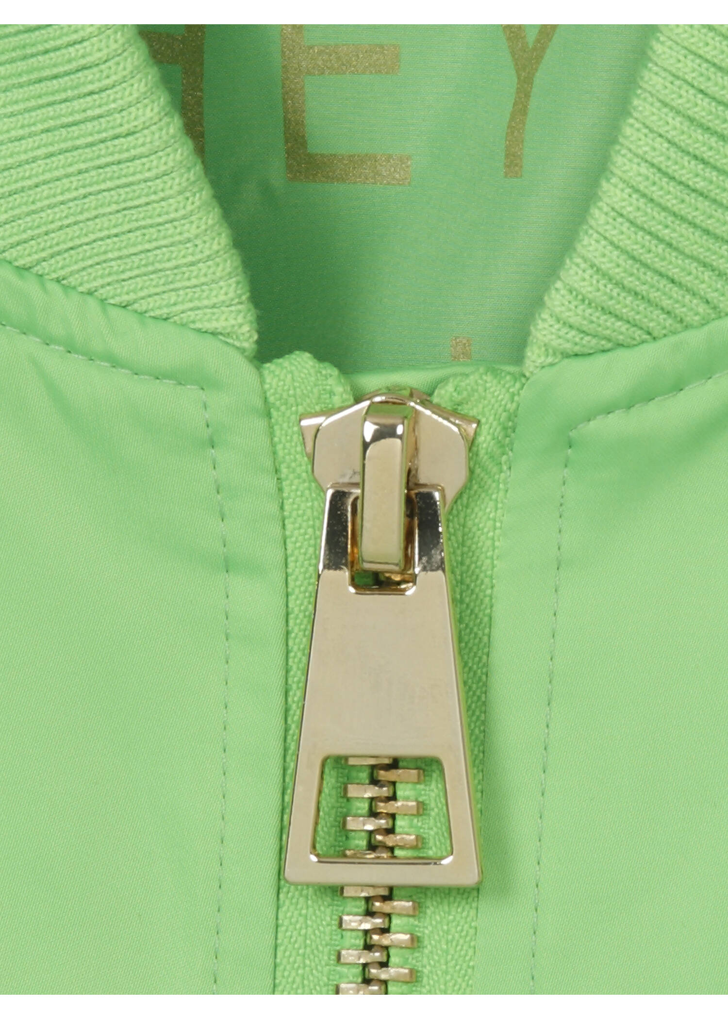 Moderne Outdoorjacke in unifarbenem Design /