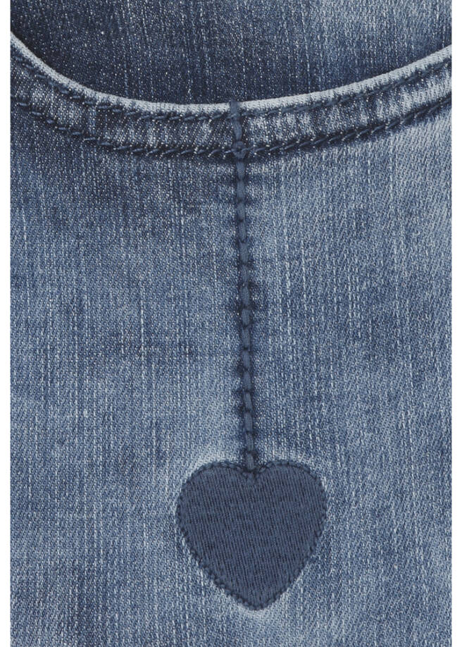 Hochwertige Denim Jeans in Used Optik / 