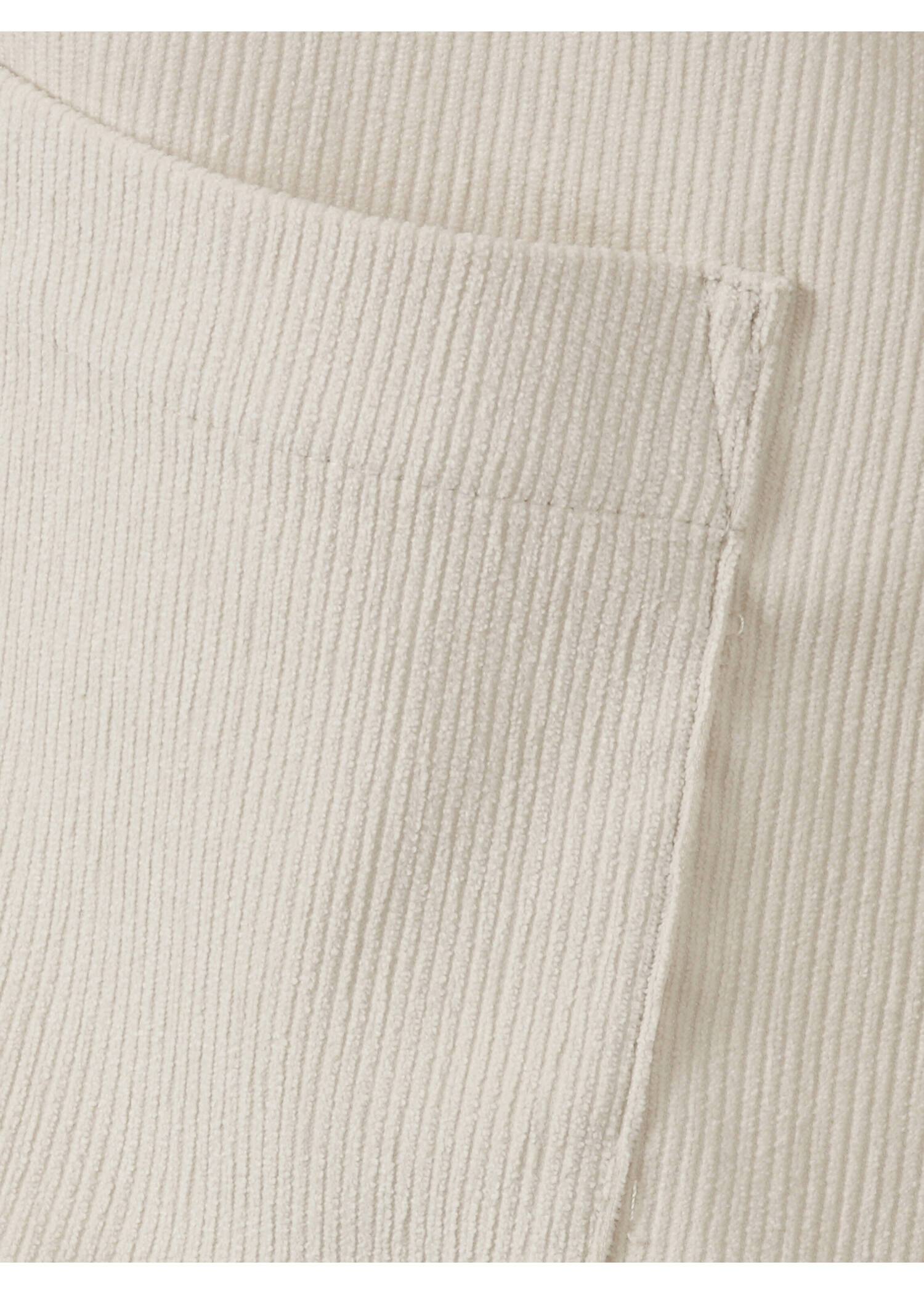 Sandfarbene Cord-Jacke / 