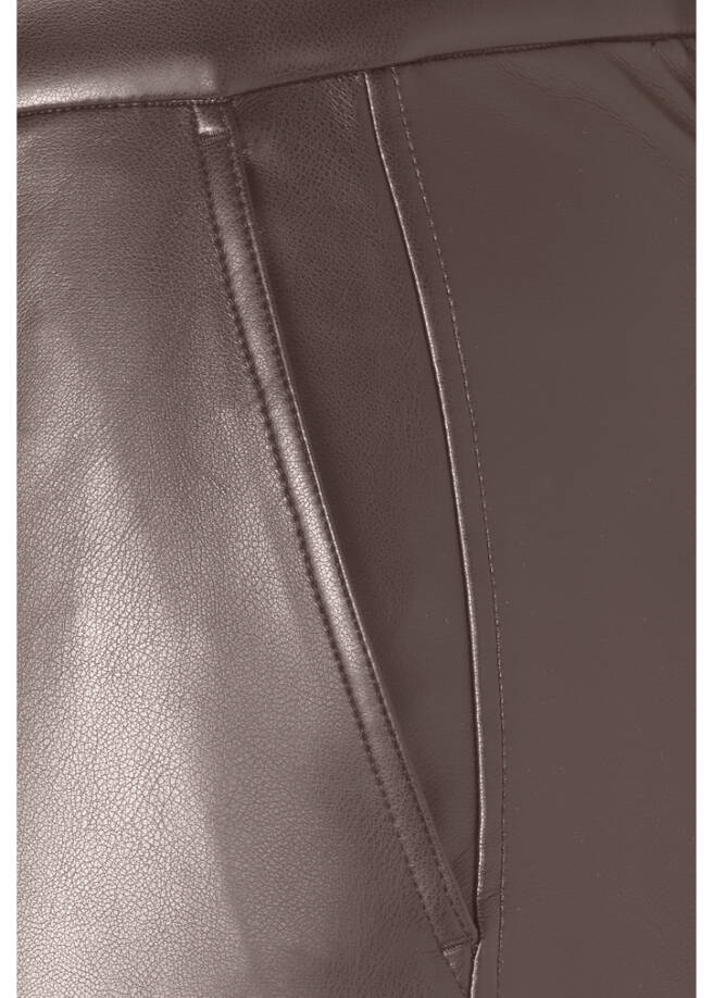 Coole Lederimitat-Hose, elastisch / 