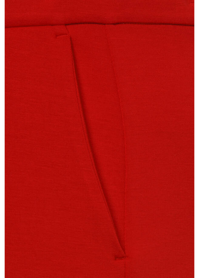 Edel-lässige Schlupfhose knöchellang / 