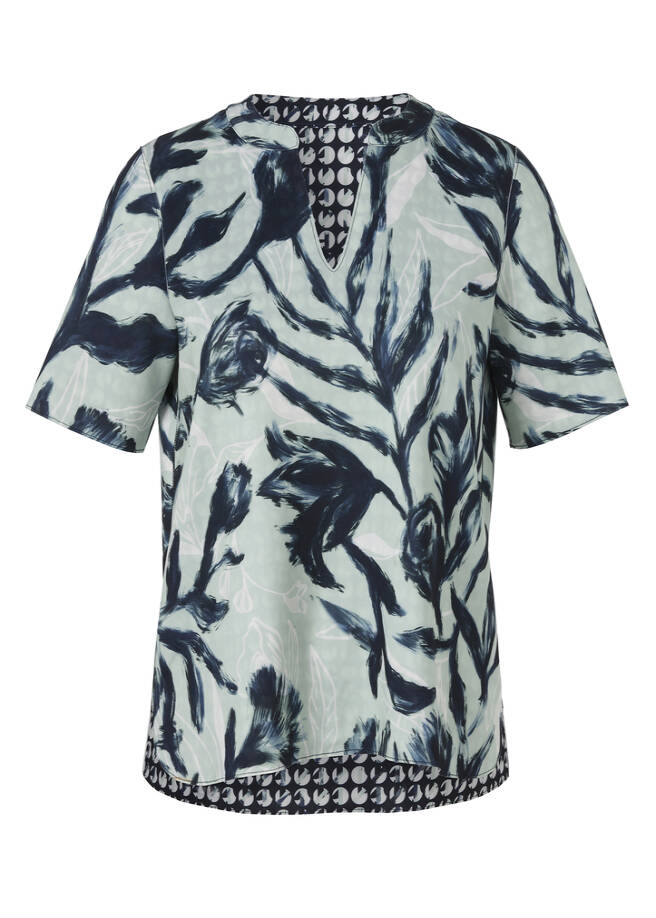 Innovatives Wende-Shirt aus Techno-Scuba mit offenen Kanten / 