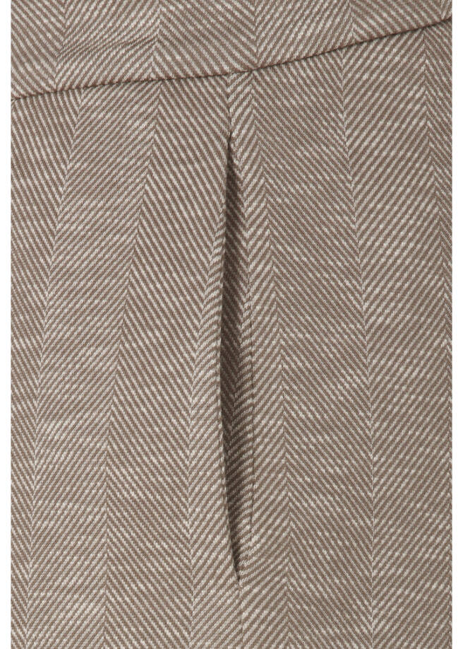 Elastische Stoffhose mit feinem Fischgratmuster /