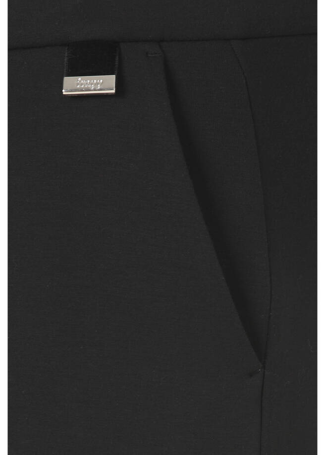 Knöchellange Kombi-Hose Schwarz / 